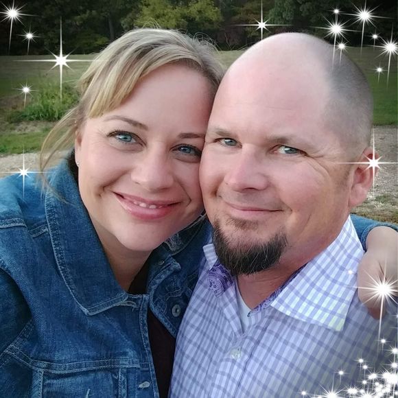 Meet your Posher, Becca - Picture 1 of 1